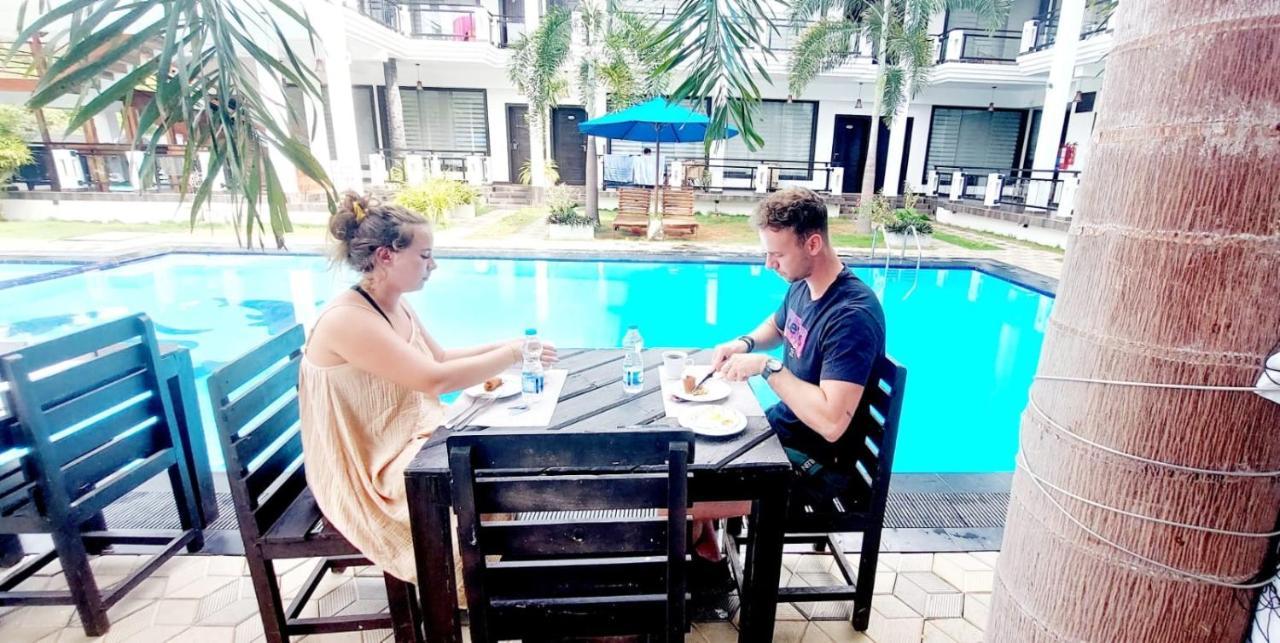 J7 Villaj Resort Trincomalee Esterno foto