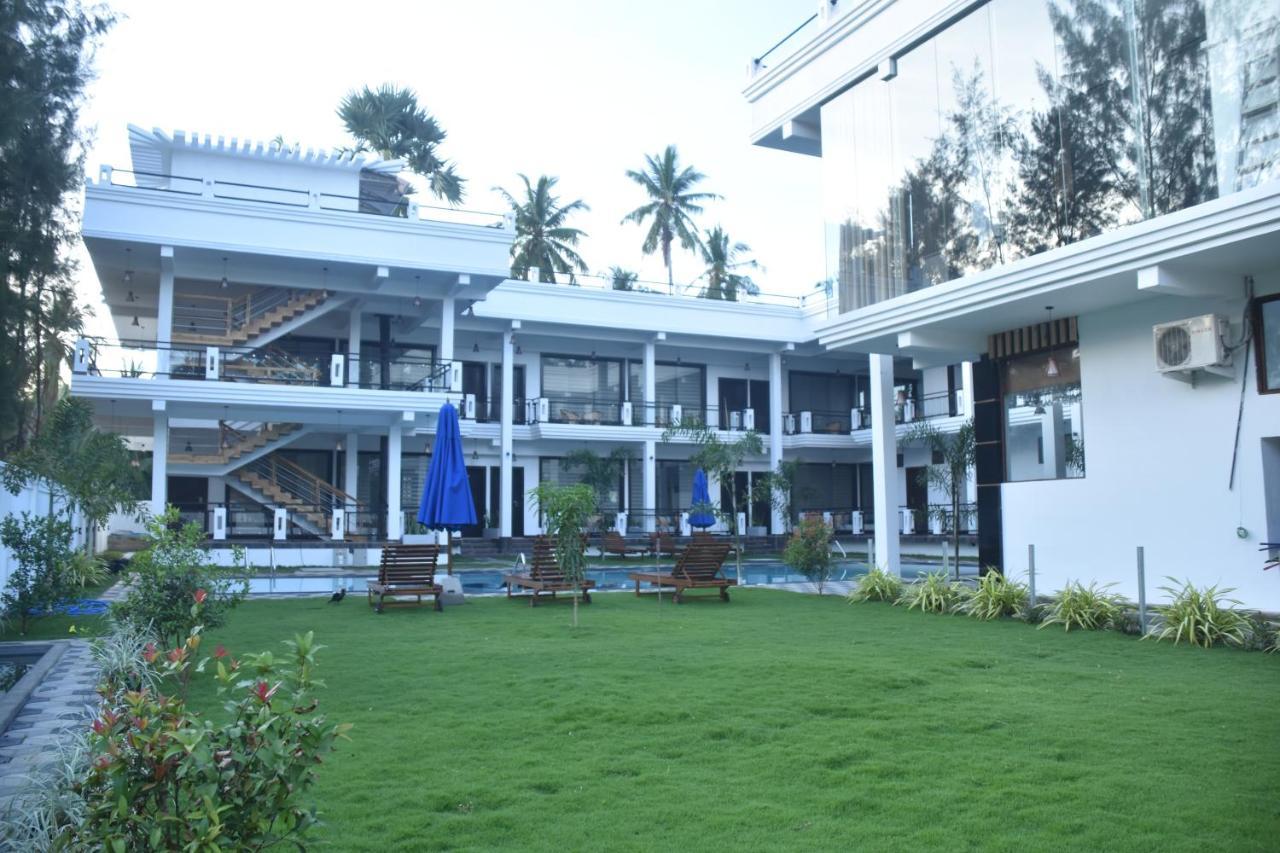 J7 Villaj Resort Trincomalee Esterno foto